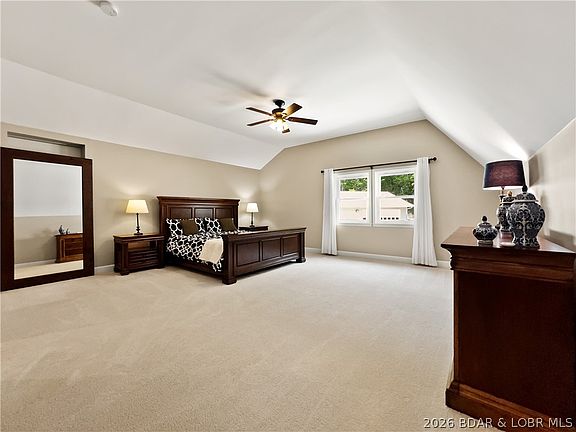 3rd image of 29792 Hazel Rd
