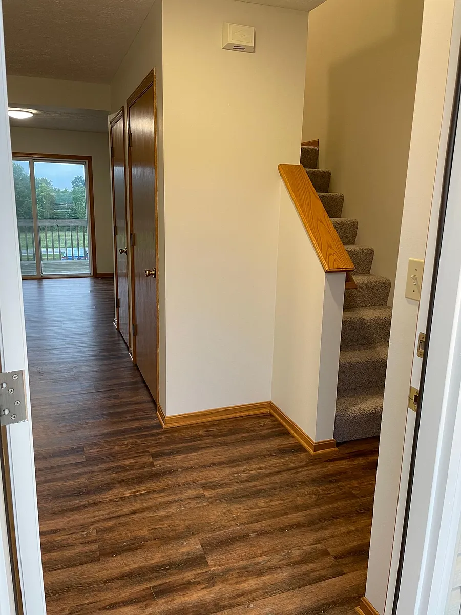 Building Photo - 1127 Mindy Lane