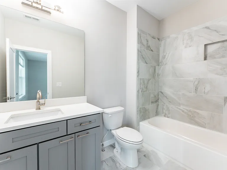 1388 La France St #5 — Photo 12