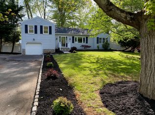 83 Windham Way, Freehold, NJ 07728