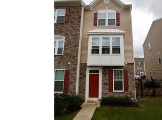99 Franklin Cir, Somerdale, NJ 08083
