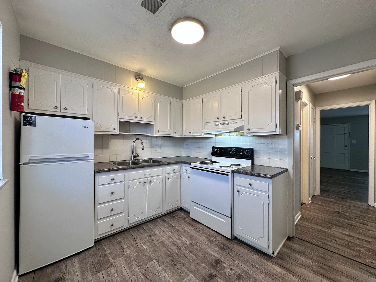1 bed, 710 sqft, $1,038 — Photo 1