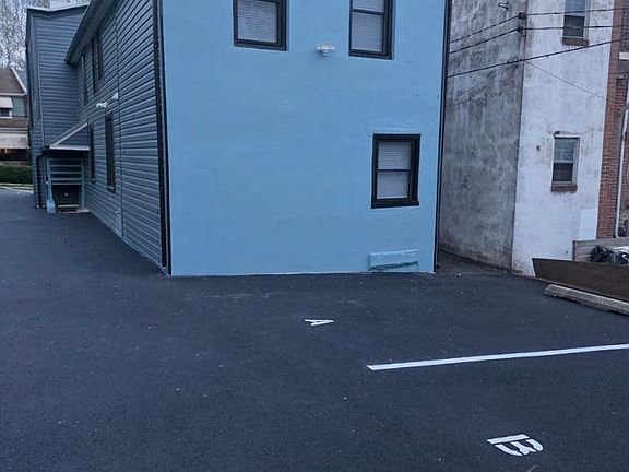 5th image of 514 Ryers Ave #B