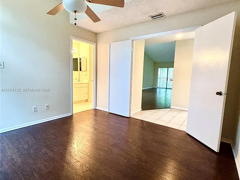 1040 Coral Club Dr #1040 — Photo 4