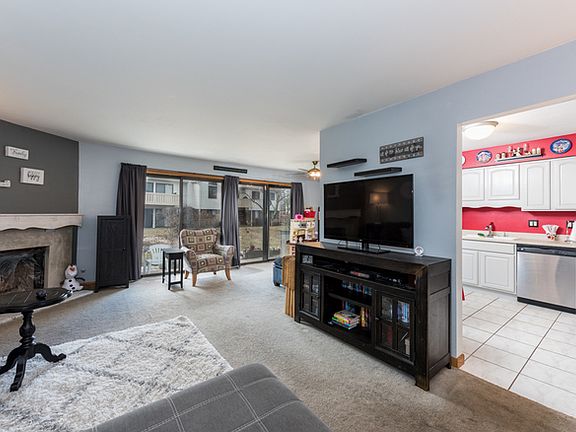 3rd image of 5112 Coventry Ln #5112