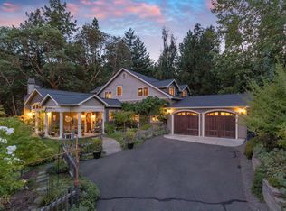 157 Morninglight Dr, Ashland, OR 97520