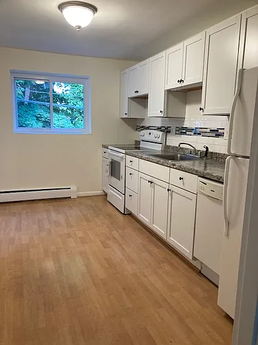 12 Bryon Rd #4 Photo 1