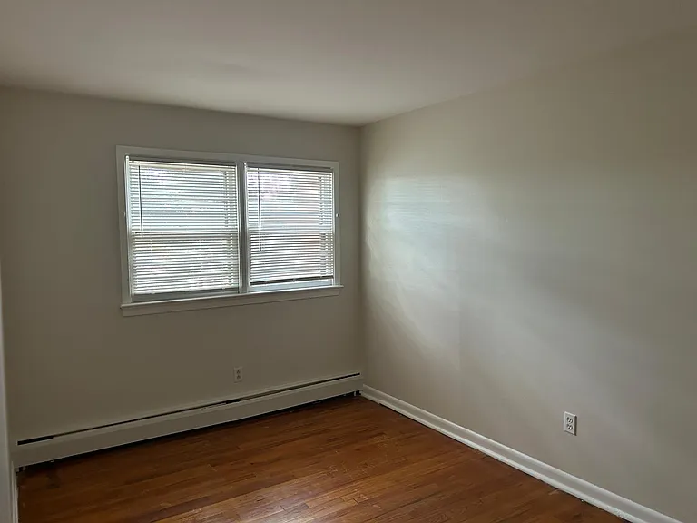 355 Plainfield Ave #B04 — Photo 8