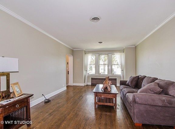 2nd image of 2832 N Mont Clare Ave