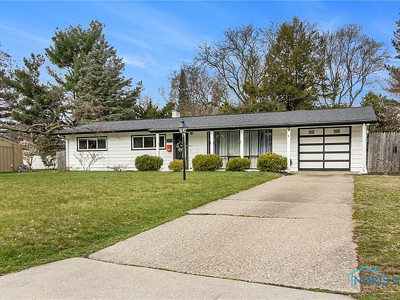 3rd image of 3435 Stanhope Dr