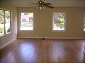 2nd image of 1407 Brazos Ave