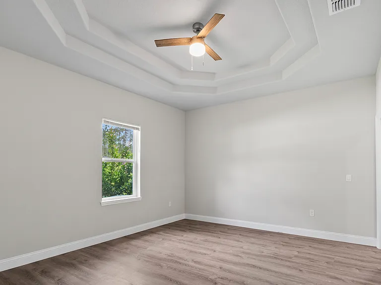 8 Regina Ln #B — Photo 11