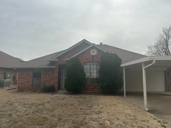 10536 Ricky Ln, Midwest City, OK 73130