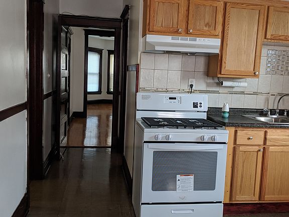 5th image of 2138 N Keeler Ave
