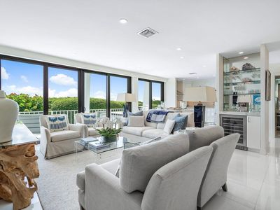 2275 S Ocean Boulevard #201a, Palm Beach, FL, 33480