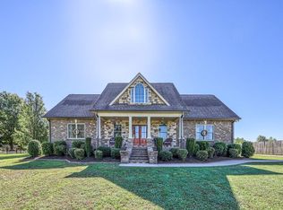 737 Cedar Grove Rd, Lebanon, TN 37087