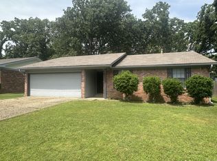 306 Lynnewood Dr, Sherwood, AR 72076