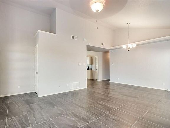 5th image of 4821 Adrian Campos St