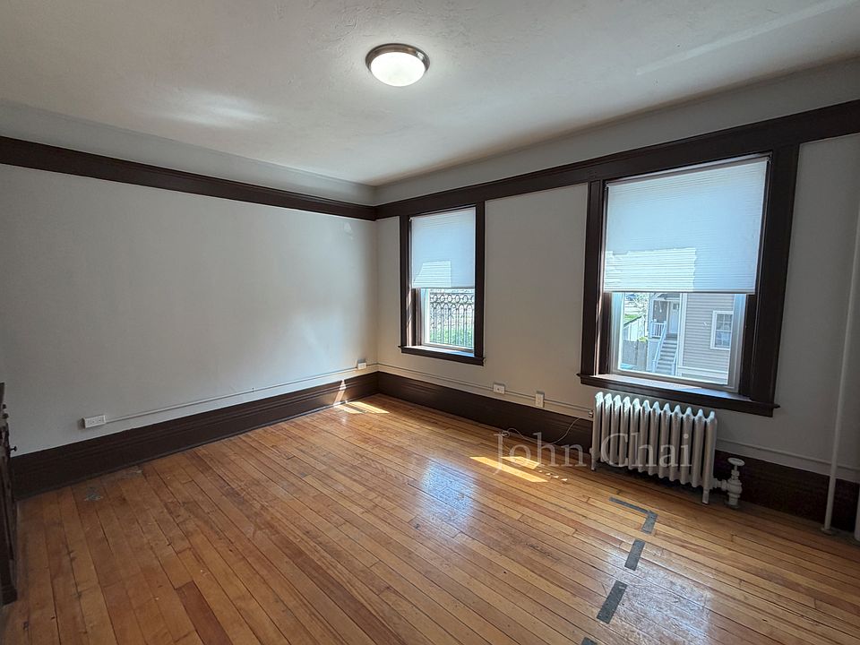 1st image of 220 South St APT 7