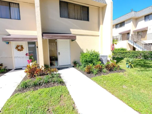 73 Deer Creek Rd #I105, Deerfield Beach, FL 33442