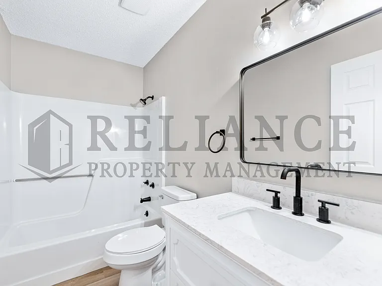 6908 W Oneil St — Photo 25