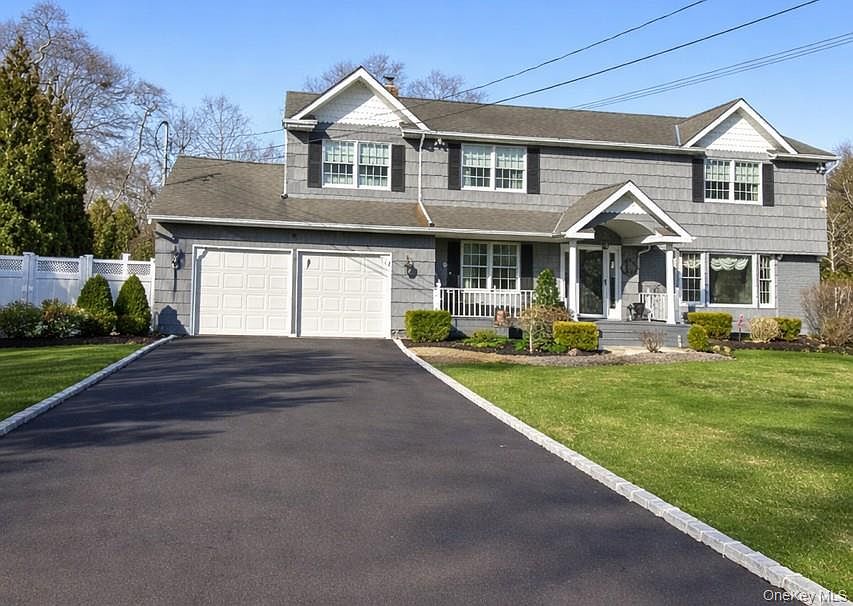 1st image of 52 Matinecock Avenue
