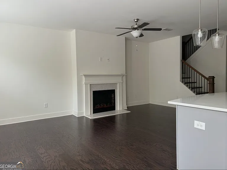 18 Steelwood Ct — Photo 8