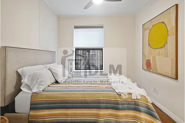 Sold by Oxford Property Group | media 13