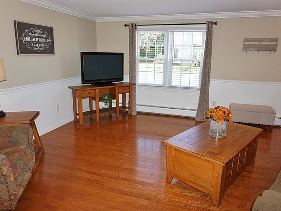 3rd image of 4 Sirelle Ct