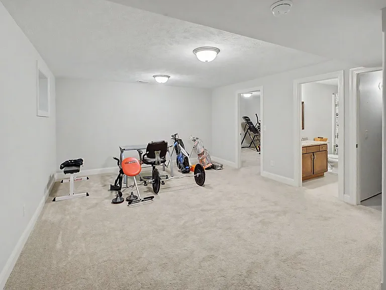 3922 Summer Sage Ct — Photo 35