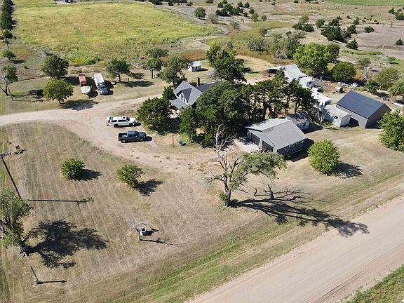 2nd image of 3798 184th St