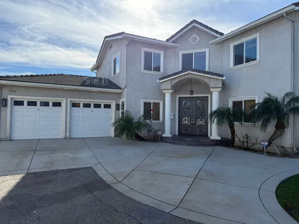 7011 Liberty Dr, Van Nuys, CA 91405