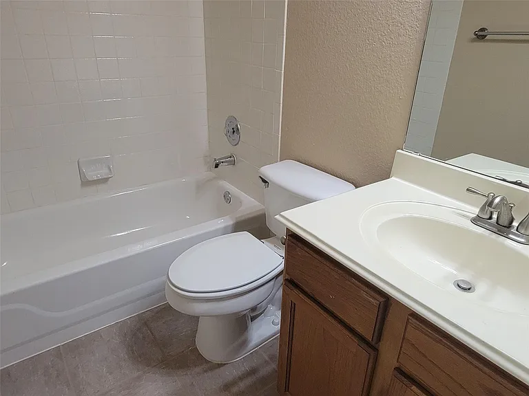 2100 Pipers Field Dr #46 — Photo 17