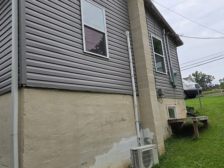 1744 Granby Rd — Photo 24