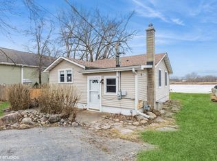 317 S Emerald Dr, McHenry, IL 60051