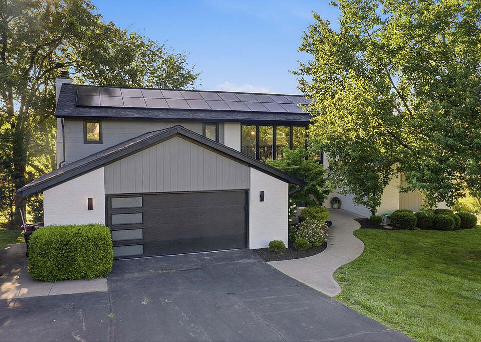 1st image of 814 Cindy Blair Way