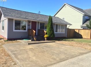 1640 36th St, Florence, OR 97439