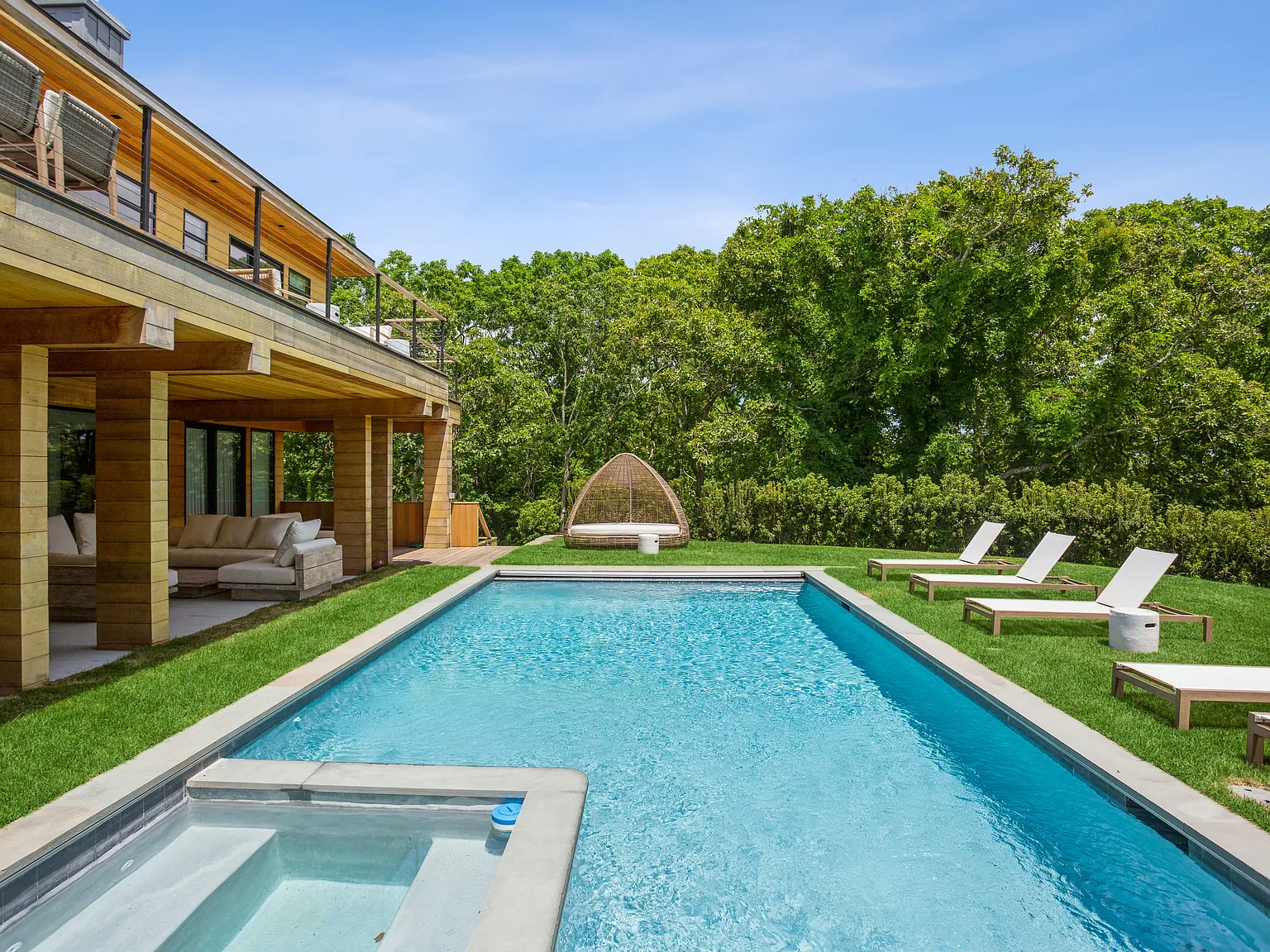 Montauk Modern Oasis with Ocean Views — Photo 2