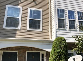 30 Swan Ct, Delanco, NJ 08075