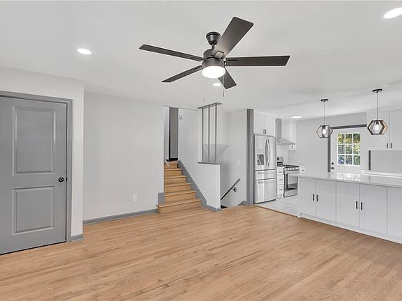 5th image of 8909 W 99th Ter