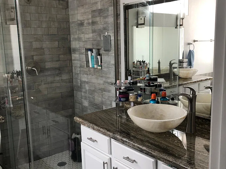 4322 N 78th St #6 — Photo 34