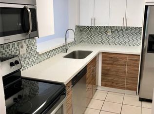 8015 SW 107th Ave APT 120, Miami, FL 33173