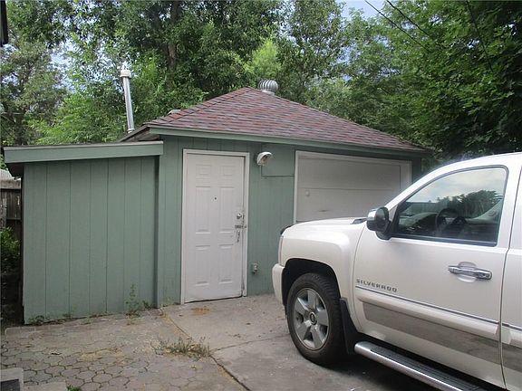 3rd image of 801 Broadwater Ave