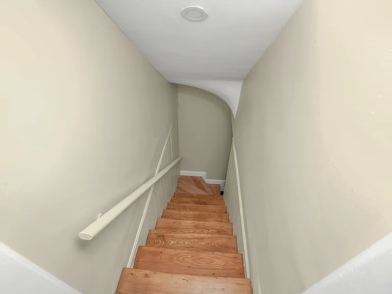 10 Pierce Ave #1 — Photo 24