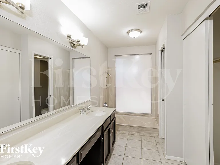 10632 N 39th Ave — Photo 10