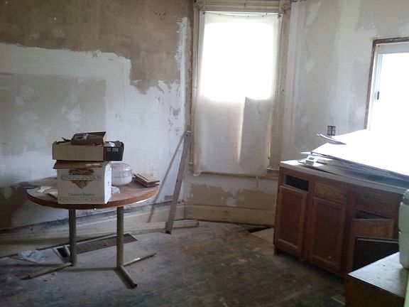 3rd image of 544 Herschel St
