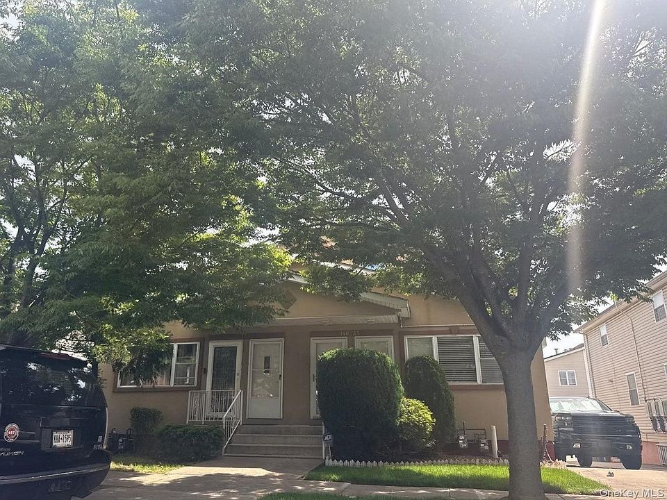 2nd image of 140-33 Coombs Street
