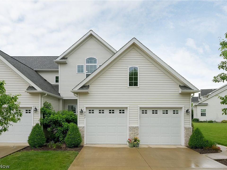 1st image of 807 Wildberry Cir