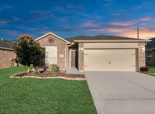 9526 Opal Gates Dr, Iowa Colony, TX 77583