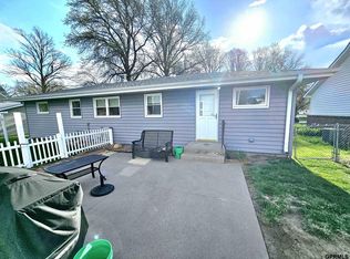 534 N 3rd St, Hampton, NE 68843